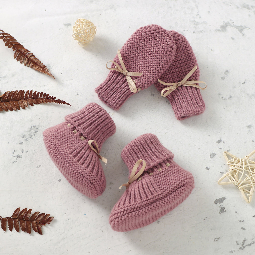 New Baby Gloves and Shoes Set